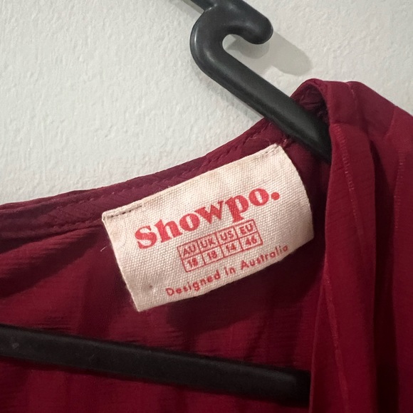 Red long sleeve Showpo dress - Picture 4 of 4